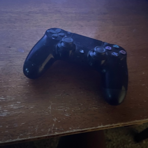 Ps4 controller - Picture 3 of 4